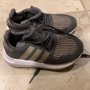 Adidas little kid sneakers, excellent condition
